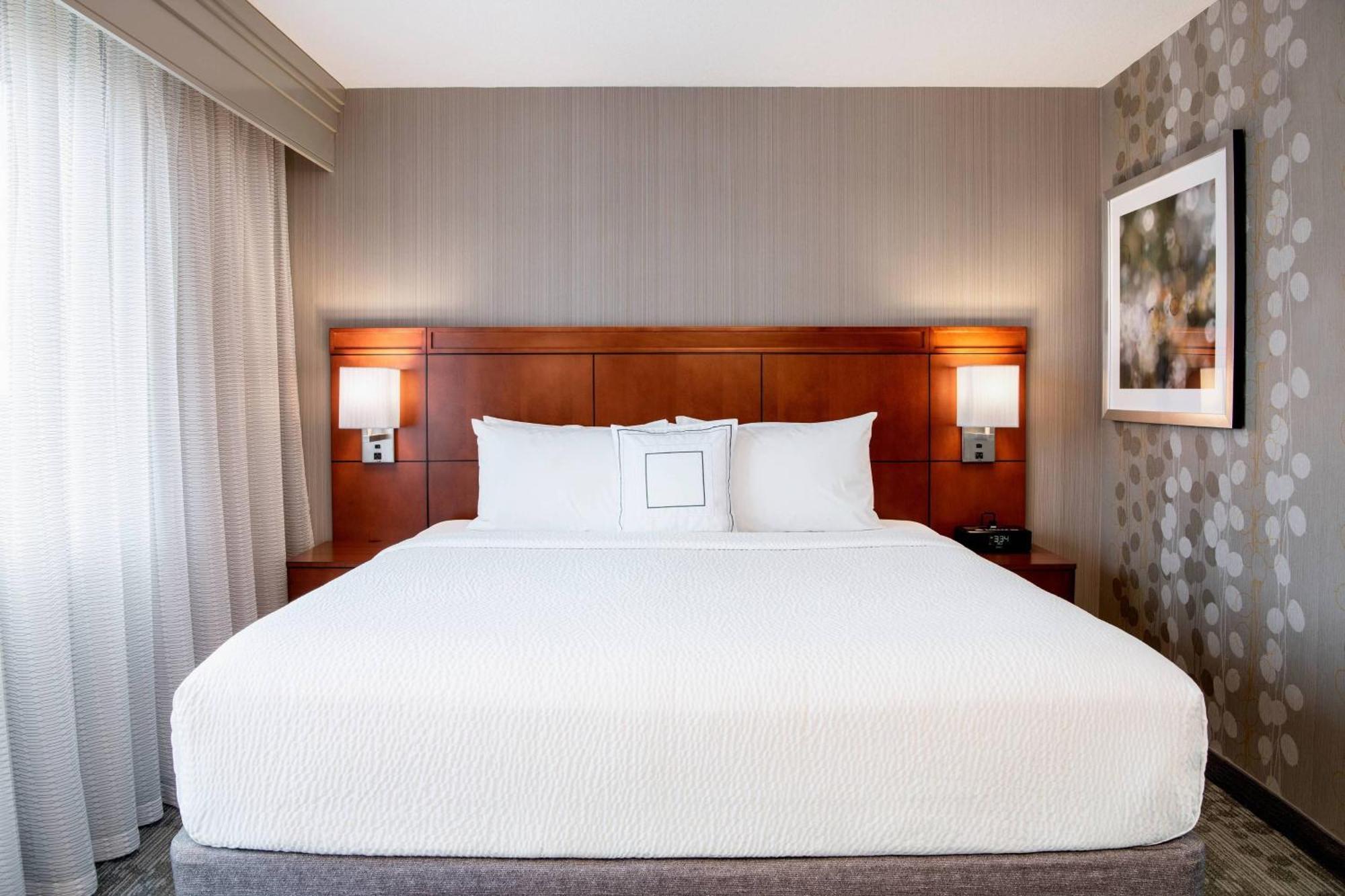 Hotel Courtyard By Marriott Edmonton West Zewnętrze zdjęcie
