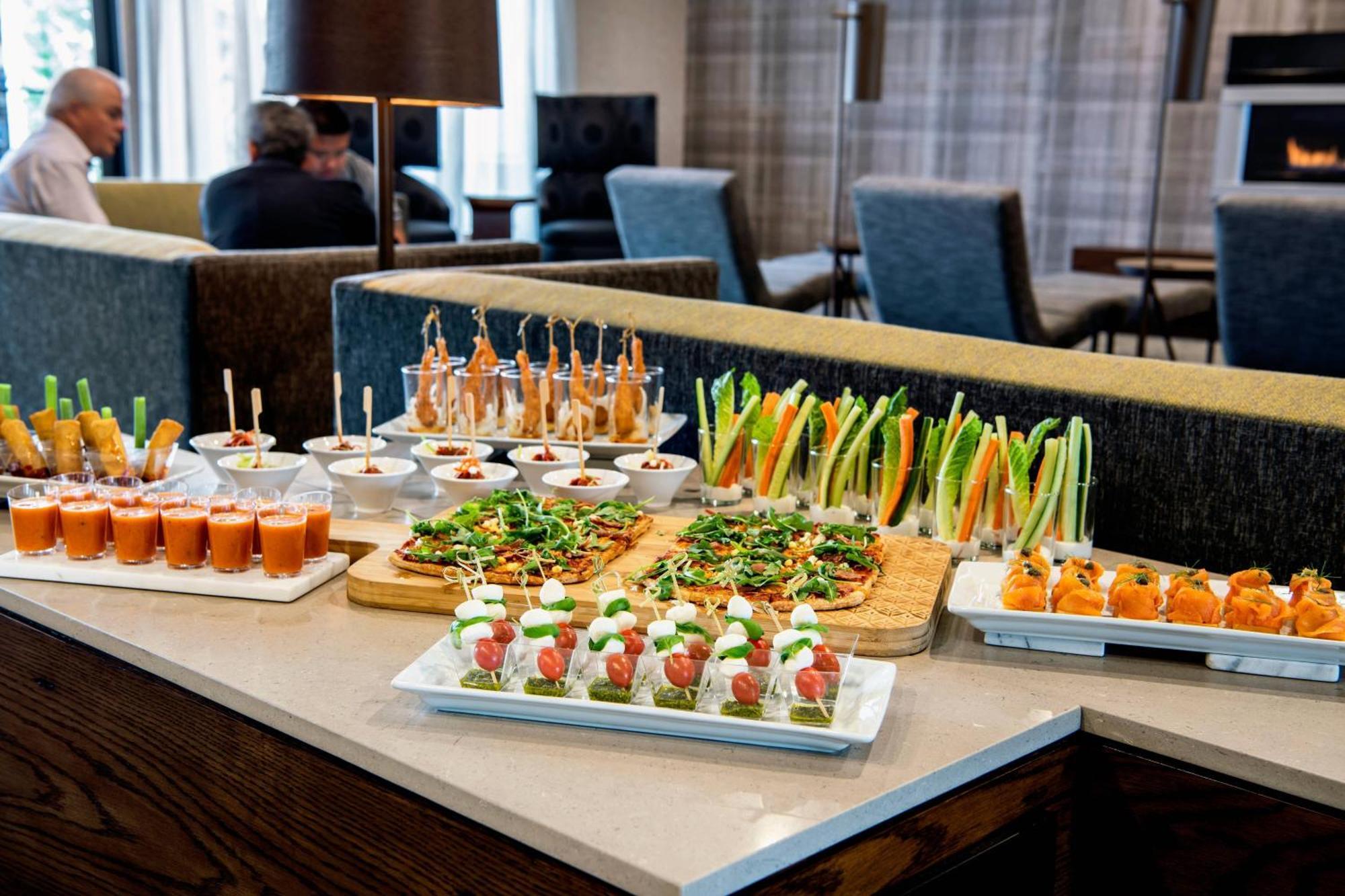 Hotel Courtyard By Marriott Edmonton West Zewnętrze zdjęcie
