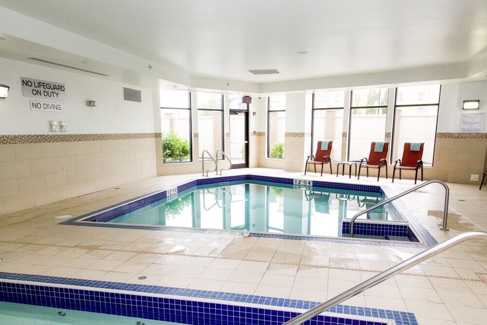 Hotel Courtyard By Marriott Edmonton West Zewnętrze zdjęcie